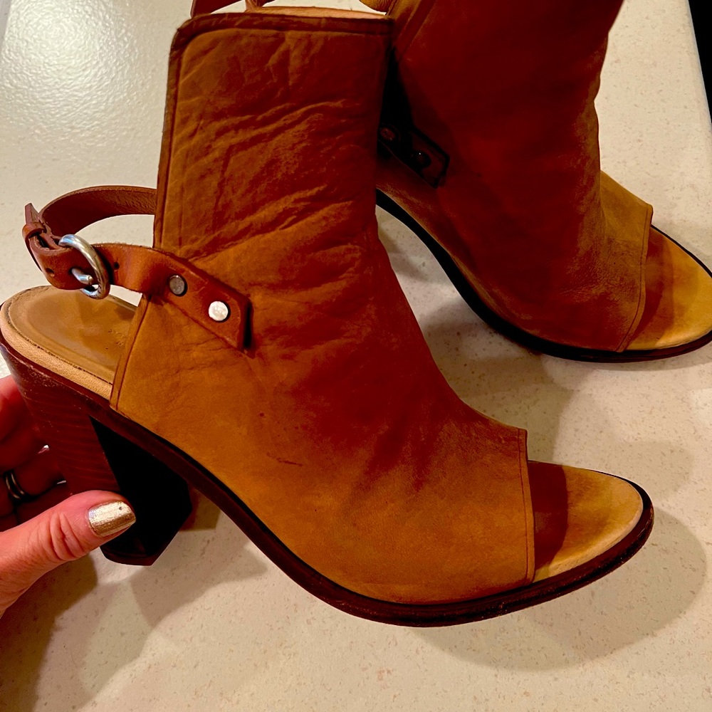 Sexy open toe rag and bone booties that make any outfit look hot. - Picture 4 of 5